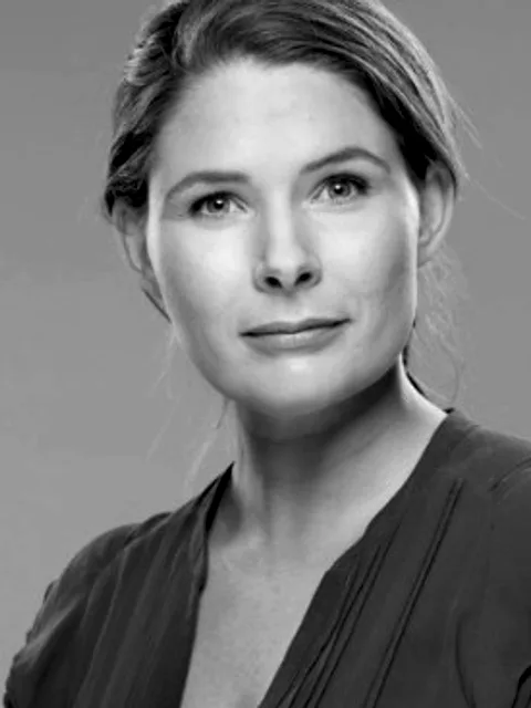 Anna Roth, advokat